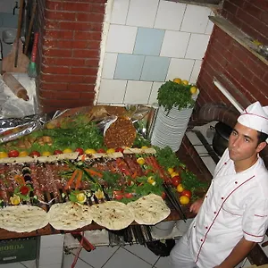 oteli̇ zi̇yaret edi̇n